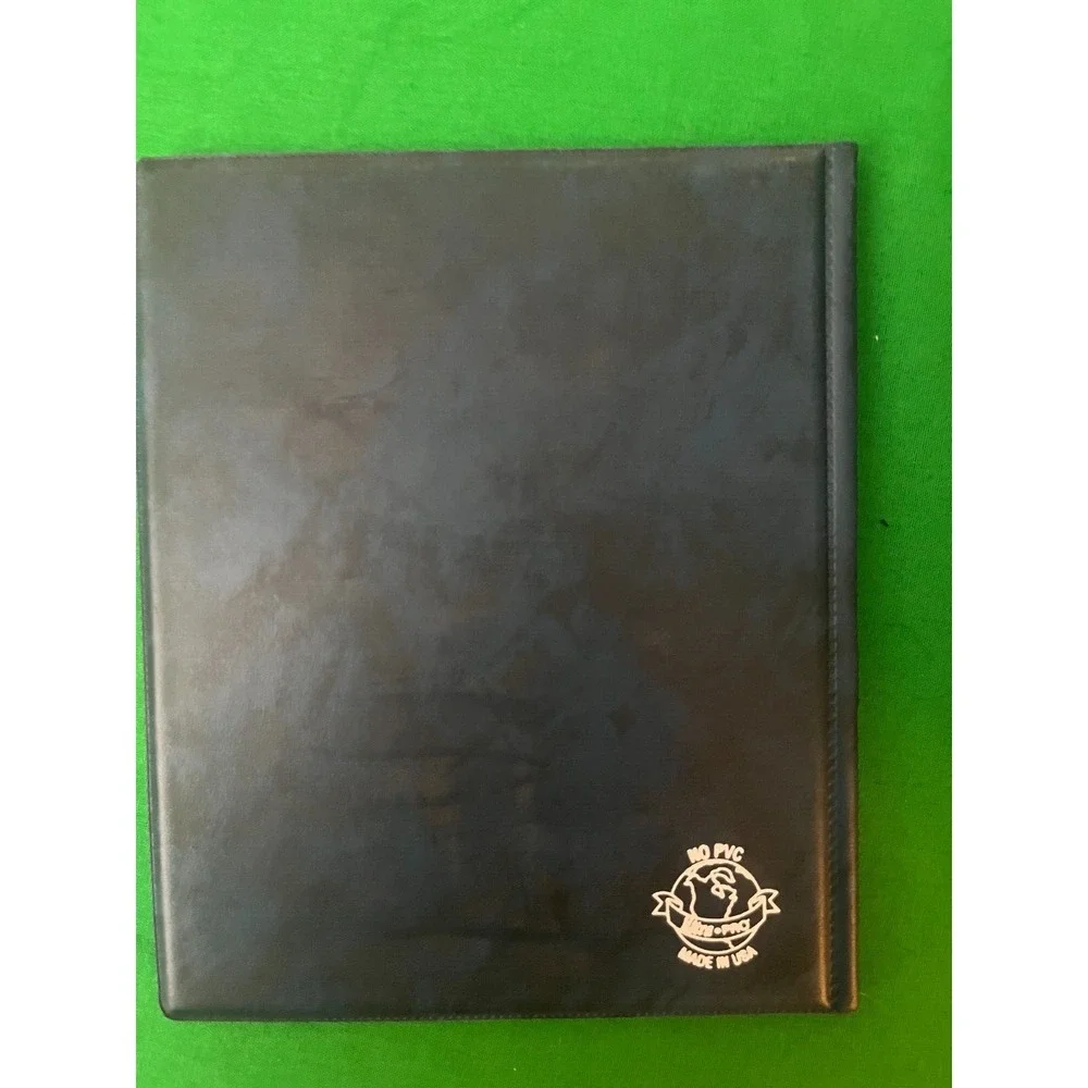 Tampa Bay Buccaneers 1990 Topps Team Set‎ with 40 card collector album.